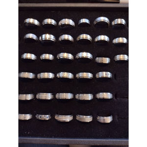 Stainless Steel Ring Lot 33 in All 32 are Spinners